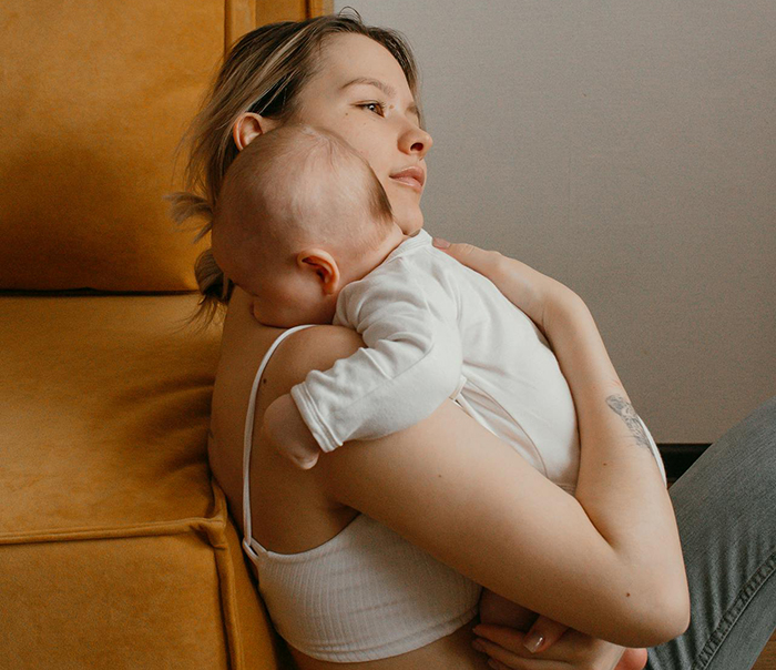 Wife Breaks Down After Husband Plans A Trip 2 Months After Their Baby Is Born, Has His Eyes Opened Wife Breaks Down After Husband Plans A Trip 2 Months After Their Baby Is Born, Has His Eyes Opened