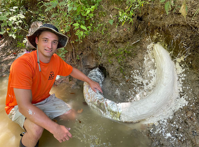 Man Goes Viral Online After His Exploration Walk Turns Into A Massive Mammoth Tusk Discovery Man Goes Viral Online After His Exploration Walk Turns Into A Massive Mammoth Tusk Discovery