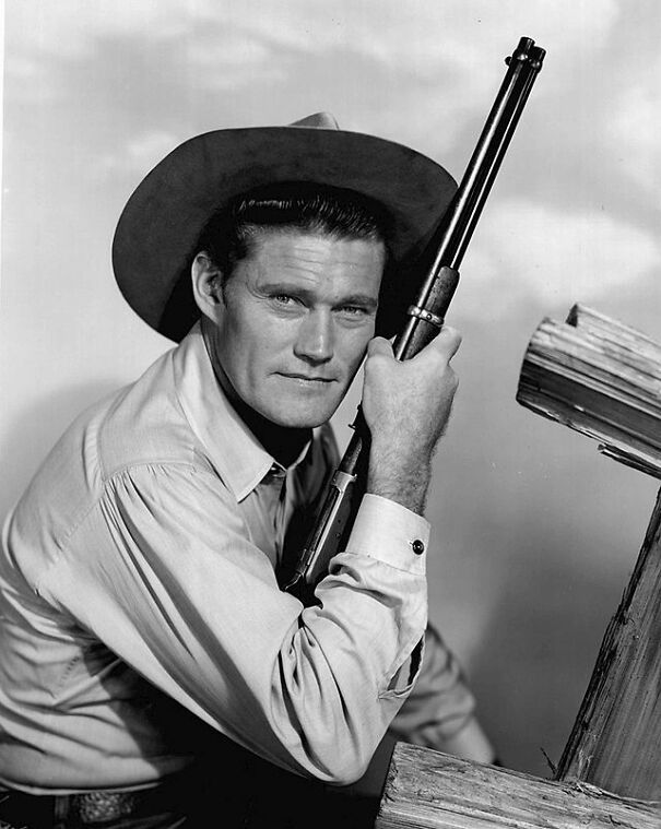 640px-Chuck_Connors_The_Rifleman_1962-66b20e268a6e3.jpg