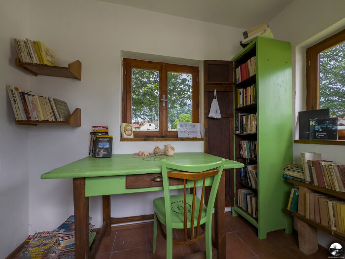 In A Bookworm’s Paradise: A Cozy Neighborhood Library In The Czech Republic In A Bookworm’s Paradise: A Cozy Neighborhood Library In The Czech Republic