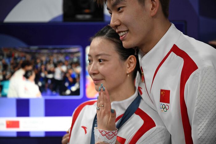 Olympic Fans Are Having Their Hearts Melted By This Post-Medal Marriage Proposal Olympic Fans Are Having Their Hearts Melted By This Post-Medal Marriage Proposal