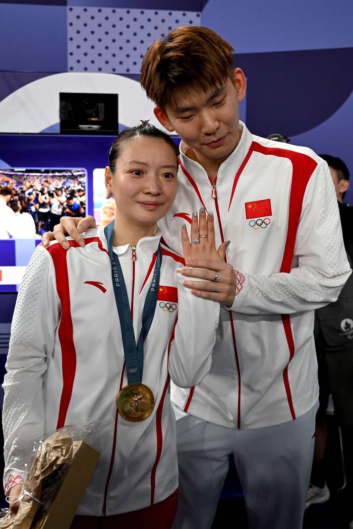 Olympic Fans Are Having Their Hearts Melted By This Post-Medal Marriage Proposal Olympic Fans Are Having Their Hearts Melted By This Post-Medal Marriage Proposal