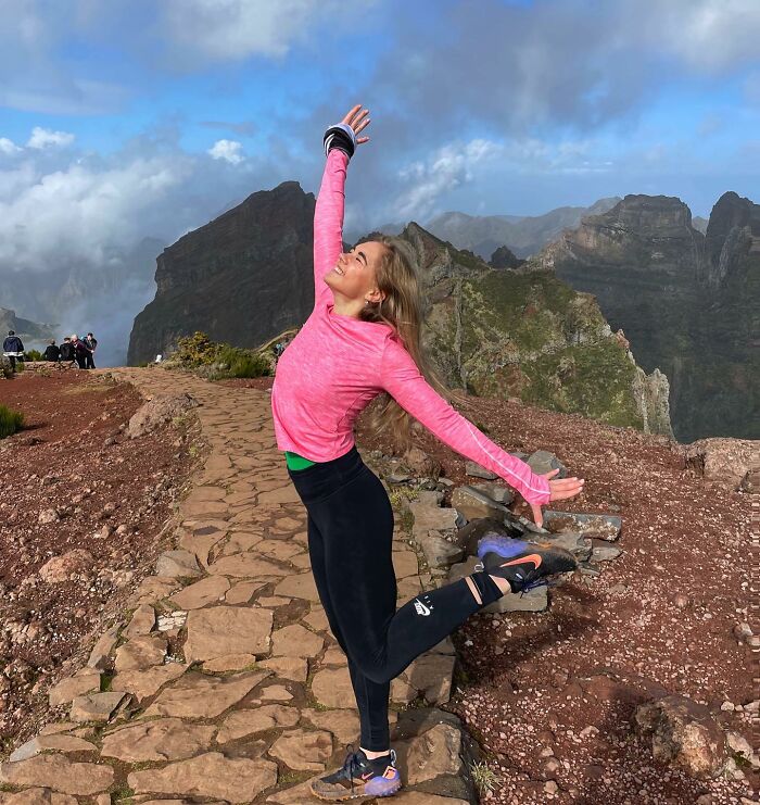 Gymnastics Star Falls Off Mountain, Plunges 262 Feet Down While Taking Selfie Gymnastics Star Falls Off Mountain, Plunges 262 Feet Down While Taking Selfie