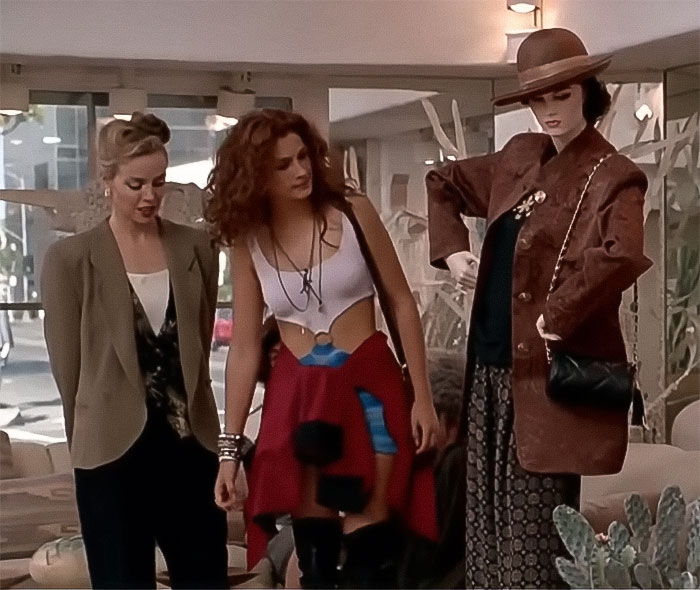 Woman’s Brutal Prank On “Rude” Louis Vuitton Staff Hailed As “Revenge Of The Year” Online Woman’s Brutal Prank On “Rude” Louis Vuitton Staff Hailed As “Revenge Of The Year” Online