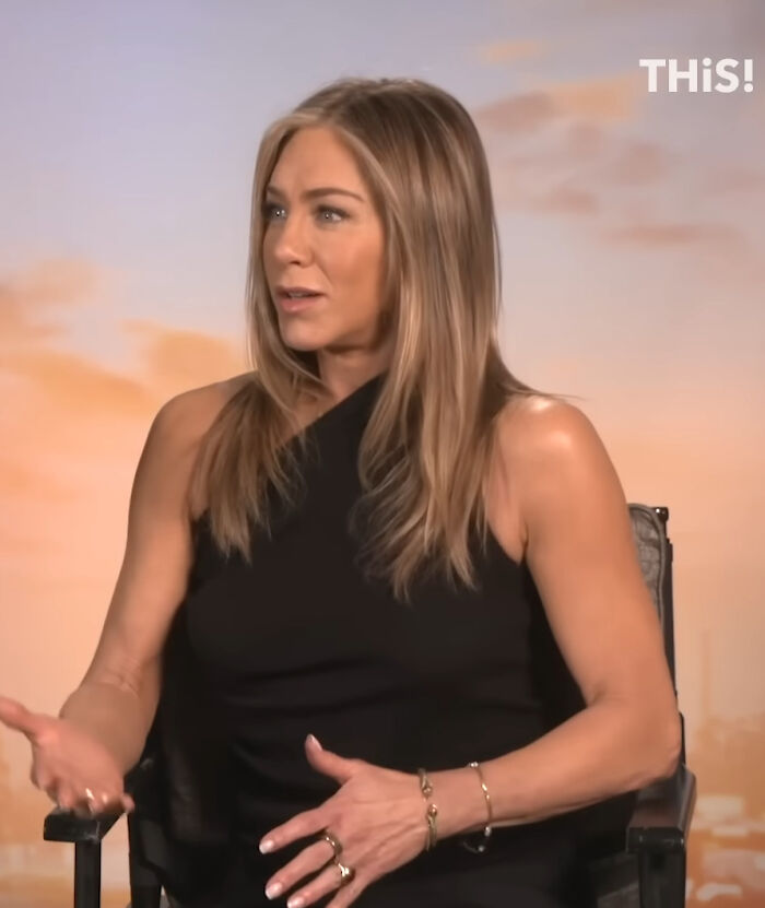 Jennifer Aniston Storming Out During Resurfaced Interview With Adam Sandler Is Going Viral Jennifer Aniston Storming Out During Resurfaced Interview With Adam Sandler Is Going Viral