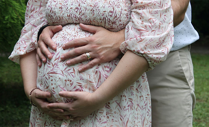 Guy Plans On Cheating With Ex During Family Wedding, Doesn't Bring His GF, Gets A Surprise Guy Plans On Cheating With Ex During Family Wedding, Doesn't Bring His GF, Gets A Surprise