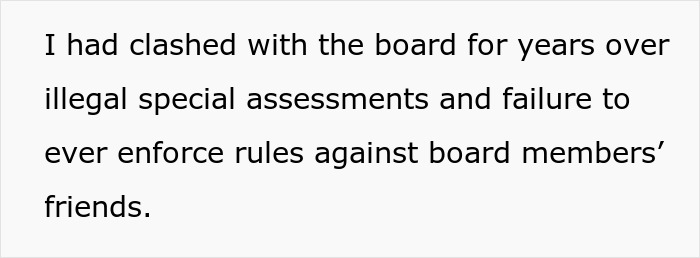 Woman Buys All Domains Of Unit Before Moving Out As Petty Revenge On HOA: “Kick Dirt, Or Pay Me” Woman Buys All Domains Of Unit Before Moving Out As Petty Revenge On HOA: “Kick Dirt, Or Pay Me”