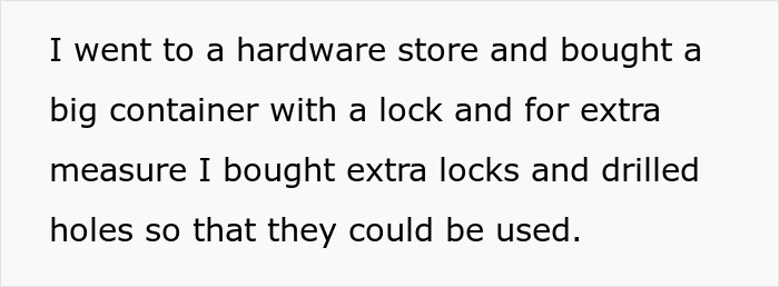 Daughter in Tears After Dad Buys Locked Storage Bin To Protect Her Snacks From Cousins Daughter in Tears After Dad Buys Locked Storage Bin To Protect Her Snacks From Cousins