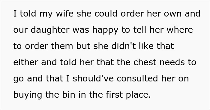 Daughter in Tears After Dad Buys Locked Storage Bin To Protect Her Snacks From Cousins Daughter in Tears After Dad Buys Locked Storage Bin To Protect Her Snacks From Cousins