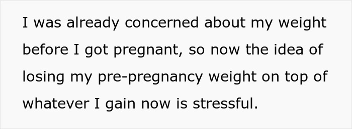 Plus-Sized Bride Doesn't Accept Rejection, Attempts To Snatch Friend’s Wedding Dress When Told No Plus-Sized Bride Doesn't Accept Rejection, Attempts To Snatch Friend’s Wedding Dress When Told No