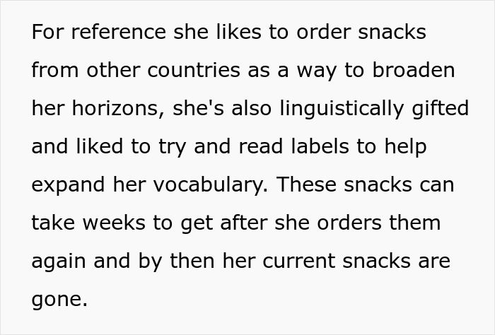 Daughter in Tears After Dad Buys Locked Storage Bin To Protect Her Snacks From Cousins Daughter in Tears After Dad Buys Locked Storage Bin To Protect Her Snacks From Cousins