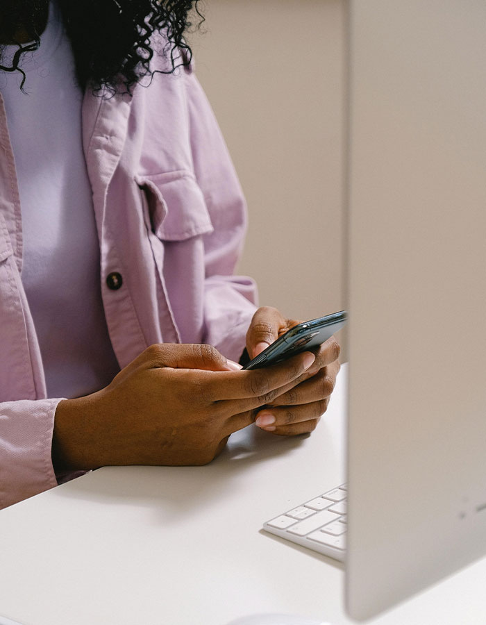 Woman Gets Perfect Revenge On Man Who Sent Her Unsolicited Nude Photo Woman Gets Perfect Revenge On Man Who Sent Her Unsolicited Nude Photo