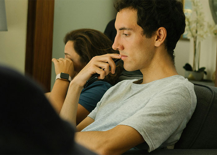 Man Has Enough Of GF Making Him Listen To How Unmanly He Is, Decides To Show He Has A Spine Man Has Enough Of GF Making Him Listen To How Unmanly He Is, Decides To Show He Has A Spine