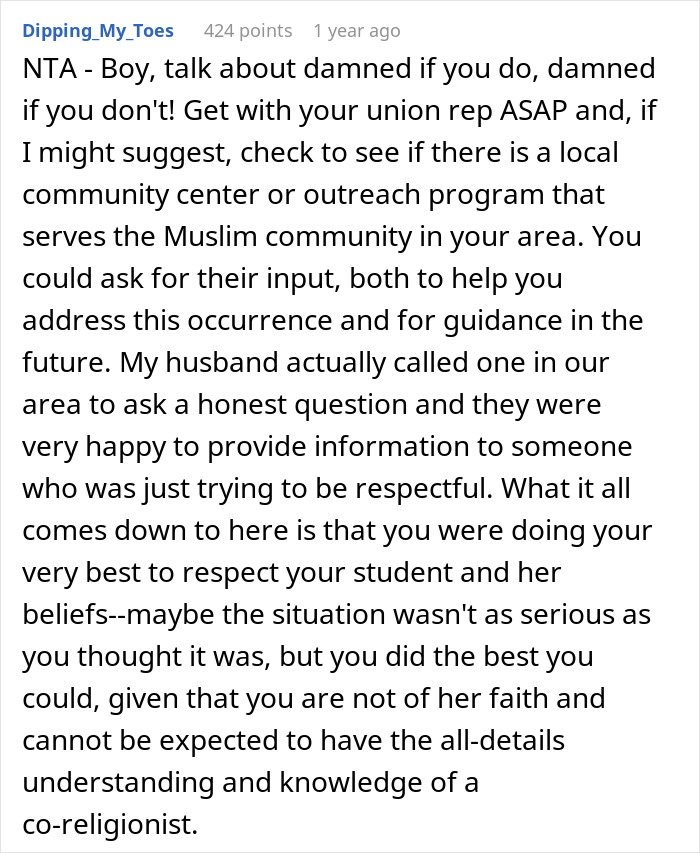 Muslim Student’s Headscarf Slips, Male Teacher Asks Female Colleague For Help, She Reports Him Muslim Student’s Headscarf Slips, Male Teacher Asks Female Colleague For Help, She Reports Him