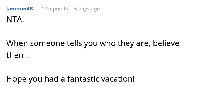 Guy Plans On Cheating With Ex During Family Wedding, Doesn't Bring His GF, Gets A Surprise Guy Plans On Cheating With Ex During Family Wedding, Doesn't Bring His GF, Gets A Surprise