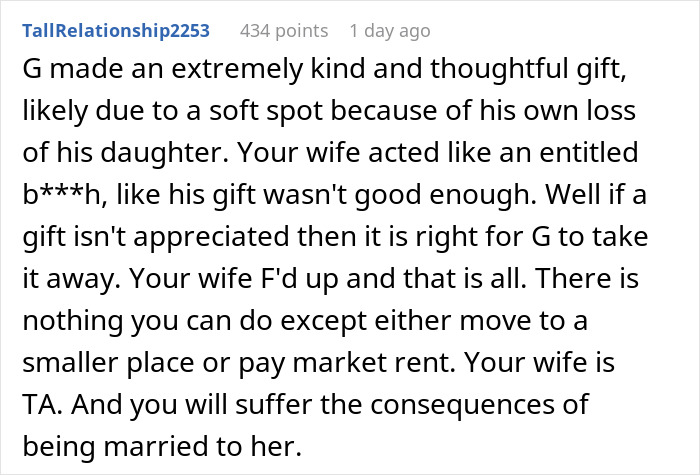 Man Berates Pregnant Wife After Her Outburst As It Will Cost Them $1K A Month Man Berates Pregnant Wife After Her Outburst As It Will Cost Them $1K A Month