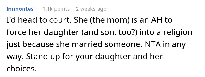 Girl Hates Wearing Hijab After Mom Suddenly Converts To Islam, Drama Ensues When Dad Finds Out Girl Hates Wearing Hijab After Mom Suddenly Converts To Islam, Drama Ensues When Dad Finds Out