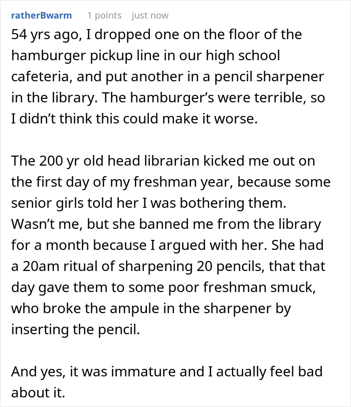 Teen Gets Back At Bully For Years Of Torture On The Last Day Of School During Graduation Ceremony Teen Gets Back At Bully For Years Of Torture On The Last Day Of School During Graduation Ceremony