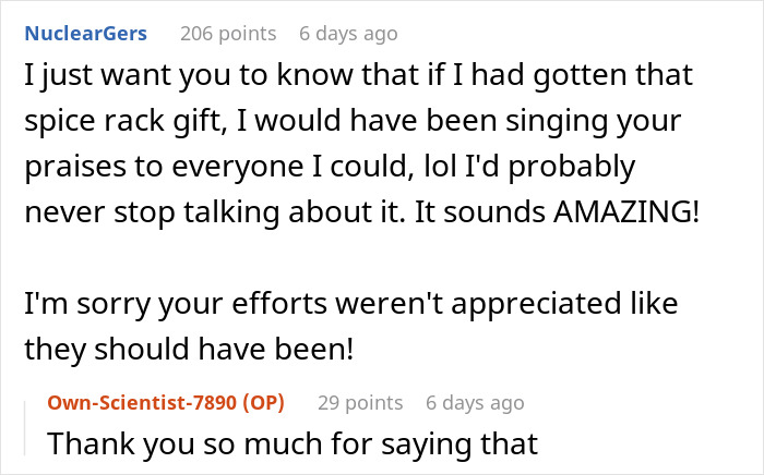 Newlyweds Ask Woman To Return Their Wedding Gift After They Didn’t Even Invite Her Newlyweds Ask Woman To Return Their Wedding Gift After They Didn’t Even Invite Her