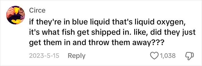Dumpster Diver Finds Dozens Of Live Fish Just Tossed Away Behind A PetSmart, Netizens Outraged Dumpster Diver Finds Dozens Of Live Fish Just Tossed Away Behind A PetSmart, Netizens Outraged