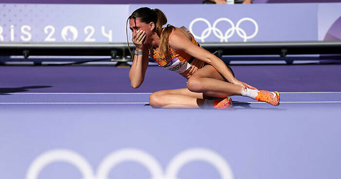 Heartbroken Athlete’s Olympic Dreams Crushed, Leaves In Wheelchair After Horrifying Injury