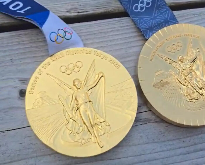 “Paris Looks Like A Cheap Version Of Tokyo,” People Say After Olympian Compares Two Gold Medals “Paris Looks Like A Cheap Version Of Tokyo,” People Say After Olympian Compares Two Gold Medals