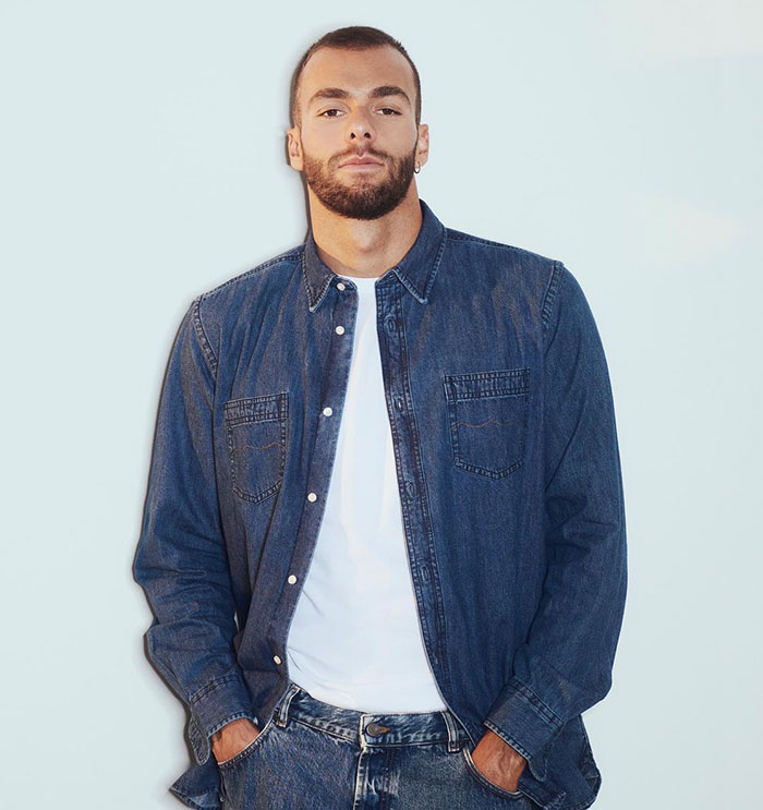 Italian Swimming Team Sets Internet On Fire With Shirtless Pic After Olympic Win Italian Swimming Team Sets Internet On Fire With Shirtless Pic After Olympic Win