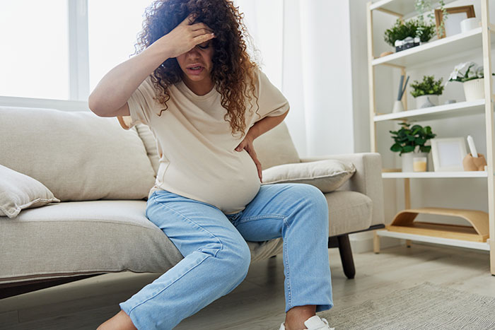 “Harmless Prank” Leaves 34-Weeks-Pregnant Wife Sobbing Uncontrollably, Husband Shifts The Blame “Harmless Prank” Leaves 34-Weeks-Pregnant Wife Sobbing Uncontrollably, Husband Shifts The Blame