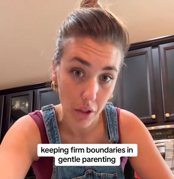 Mom Stands Her Ground As Hungry Toddler Tries To Steal Her Lunch, But She Refuses To Share Mom Stands Her Ground As Hungry Toddler Tries To Steal Her Lunch, But She Refuses To Share