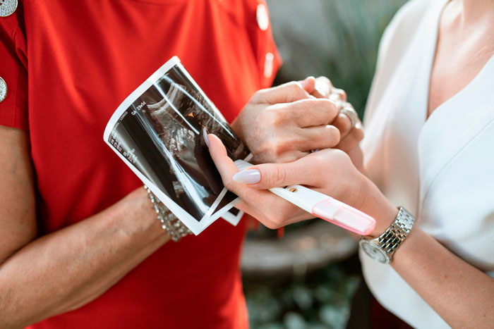 Man Explodes At Pregnant Wife After She Says Her Toxic MIL Won’t Be Allowed In The Delivery Room Man Explodes At Pregnant Wife After She Says Her Toxic MIL Won’t Be Allowed In The Delivery Room