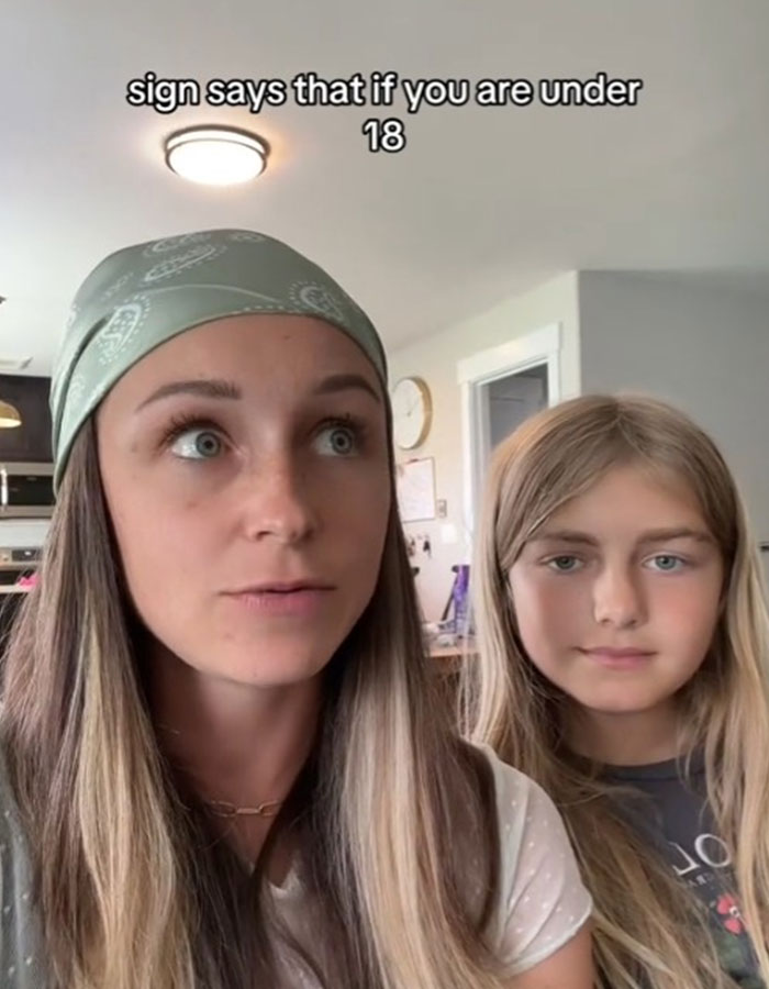 "My Heart Broke": Mom Has Her Kids Barred From Entering Library Due To New Bill "My Heart Broke": Mom Has Her Kids Barred From Entering Library Due To New Bill