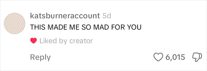 Woman Forced Out Of Her Airplane Seat After Couple Follows New “Hack,” Calls It Out Online Woman Forced Out Of Her Airplane Seat After Couple Follows New “Hack,” Calls It Out Online