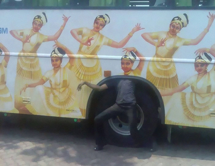 Some Rando Indian 50 Random, Funny, And Unhinged Images That Show Off The Bizarre Side Of ...