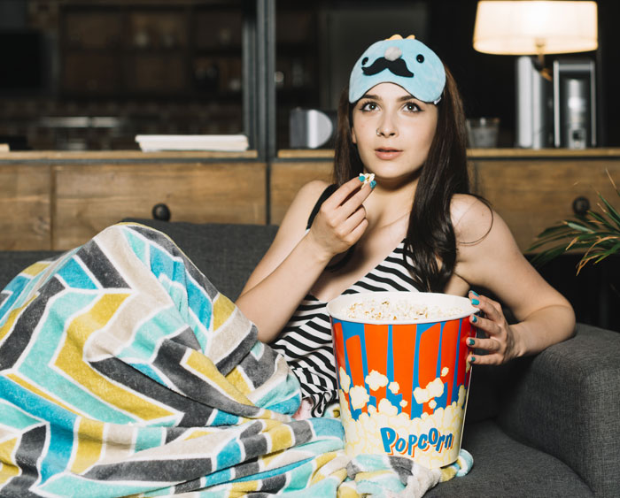 Person Goes Viral For Showing The Most Famous Reality TV Shows' Tricks, Sparks Discussion Online Person Goes Viral For Showing The Most Famous Reality TV Shows' Tricks, Sparks Discussion Online