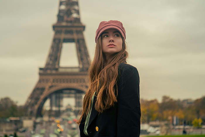 Woman Mocks Sister For Moving From The USA, Begs Her To Help Cover $20k Bill After Giving Birth Woman Mocks Sister For Moving From The USA, Begs Her To Help Cover $20k Bill After Giving Birth