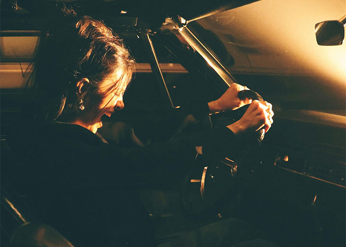 New Neighbors Disregard Requests, Woman Puts Rotten Soup In Their Cars New Neighbors Disregard Requests, Woman Puts Rotten Soup In Their Cars