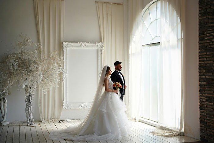 "Your Wedding Isn't The Center of the Universe": Bride Roasted For Pregnancy Ultimatum "Your Wedding Isn't The Center of the Universe": Bride Roasted For Pregnancy Ultimatum