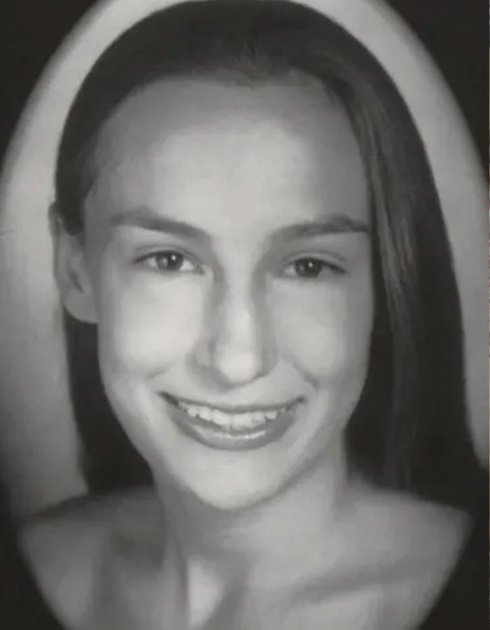 Army Vet Breaks World Record With 99.9% Of Body Tattooed, People “Heartbroken” With Photos Army Vet Breaks World Record With 99.9% Of Body Tattooed, People “Heartbroken” With Photos