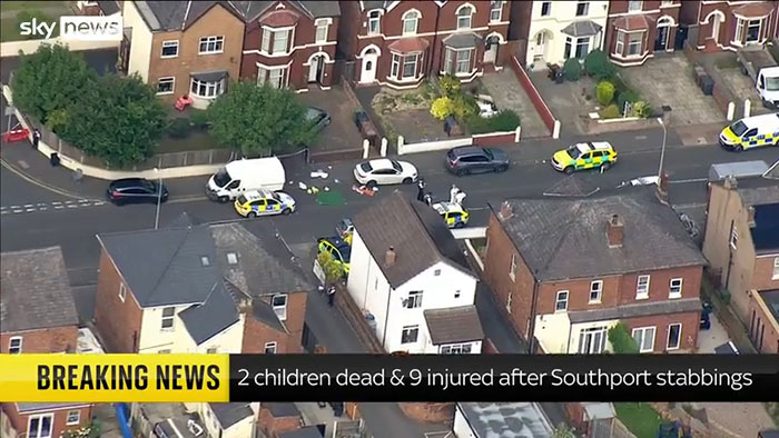 “Delete That”: Charli XCX Slammed For “Insensitive” Photo After Taylor Swift Yoga Class Attack “Delete That”: Charli XCX Slammed For “Insensitive” Photo After Taylor Swift Yoga Class Attack