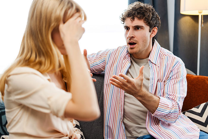 “Divorce Looms”: Mom Sells “Exclusive” Kids’ Content, Throws A Fit After Husband Finds Out “Divorce Looms”: Mom Sells “Exclusive” Kids’ Content, Throws A Fit After Husband Finds Out