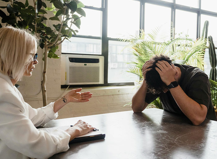 “At That Moment I Snapped”: Woman Erases Every Trace Of Man’s Ex-Wife, Realizes She Messed Up “At That Moment I Snapped”: Woman Erases Every Trace Of Man’s Ex-Wife, Realizes She Messed Up