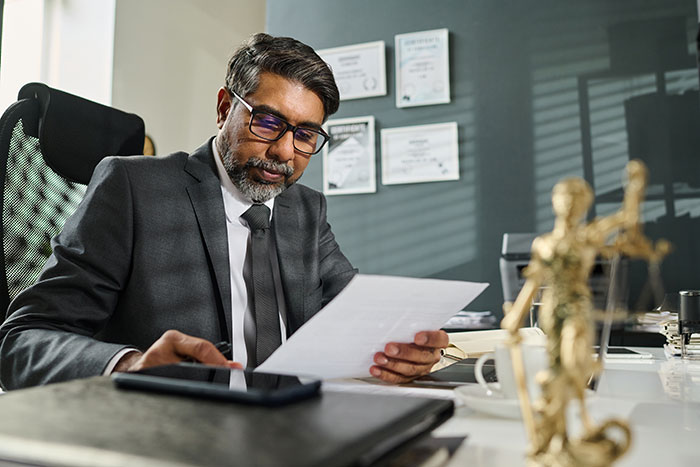 Woman Feels Entitled To Family’s Life-Changing Inheritance Just Because She Has 5 Kids, Gets A Reality Check Woman Feels Entitled To Family’s Life-Changing Inheritance Just Because She Has 5 Kids, Gets A Reality Check