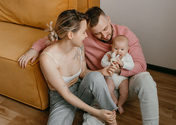 Irresponsible Man Drives Family To Homelessness 3 Times, Expects Wife To Share Her Inheritance Irresponsible Man Drives Family To Homelessness 3 Times, Expects Wife To Share Her Inheritance