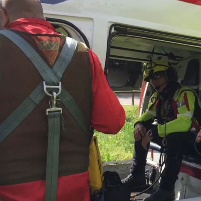 89-Year-Old Grandma Lost For Four Days In Alps Survives After Befriending Wild Fox 89-Year-Old Grandma Lost For Four Days In Alps Survives After Befriending Wild Fox