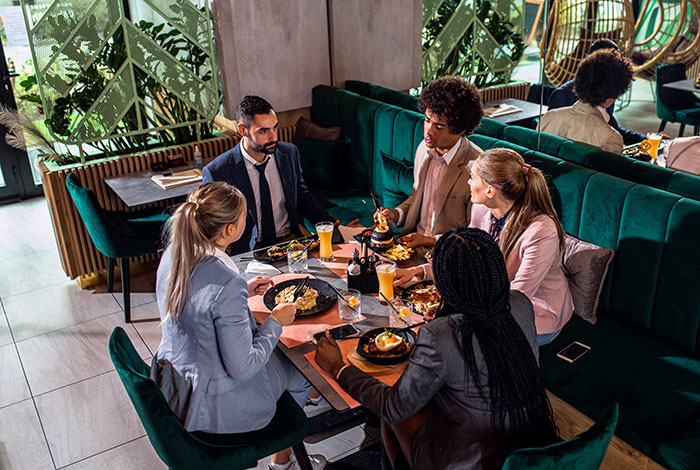 Guy Starts Ordering A Lot Of Food After Coworkers Refuse To Stop Splitting The Bill Guy Starts Ordering A Lot Of Food After Coworkers Refuse To Stop Splitting The Bill