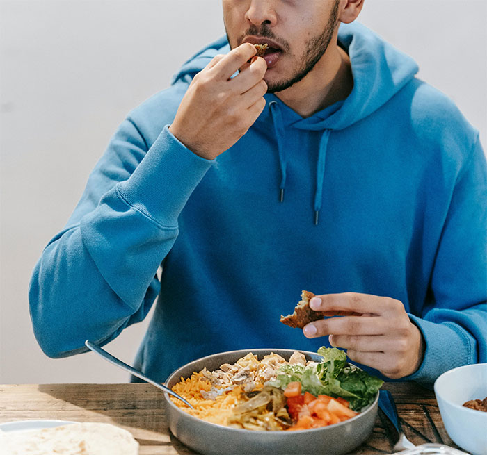 Woman Returns To Find Her Romantic Dinner In The Fridge And A BF That Would Rather Play Games Woman Returns To Find Her Romantic Dinner In The Fridge And A BF That Would Rather Play Games