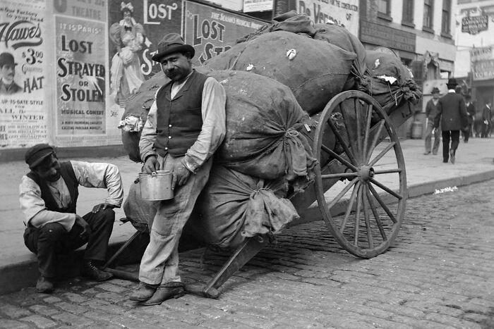 Rag Collectors. NYC, 1896