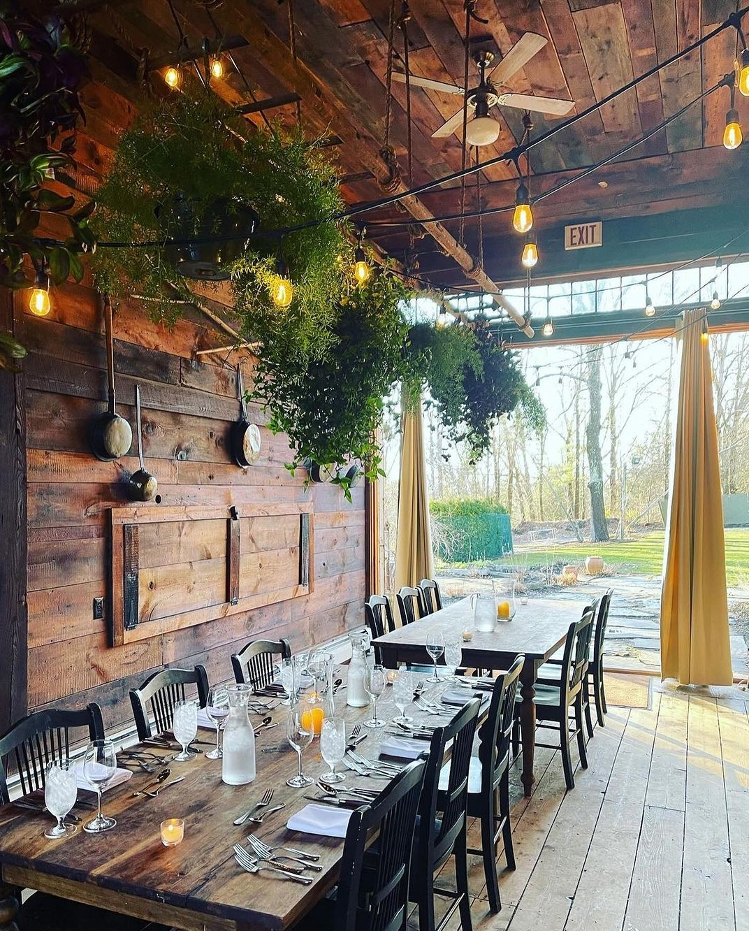 The Whole Town Teamed Up To Help A Couple After Venue Burns Down Hours Before Their Wedding The Whole Town Teamed Up To Help A Couple After Venue Burns Down Hours Before Their Wedding