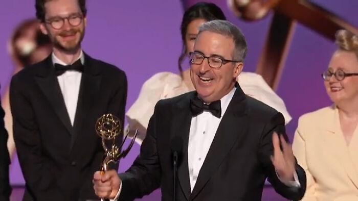 John Oliver Loses It In “Unhinged” Outburst After Emmys Speech Is Cut Short John Oliver Loses It In “Unhinged” Outburst After Emmys Speech Is Cut Short
