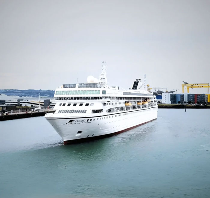 Florida Woman Who Sold Everything For World Cruise Banned From Ship After WhatsApp Chat Leaked Florida Woman Who Sold Everything For World Cruise Banned From Ship After WhatsApp Chat Leaked